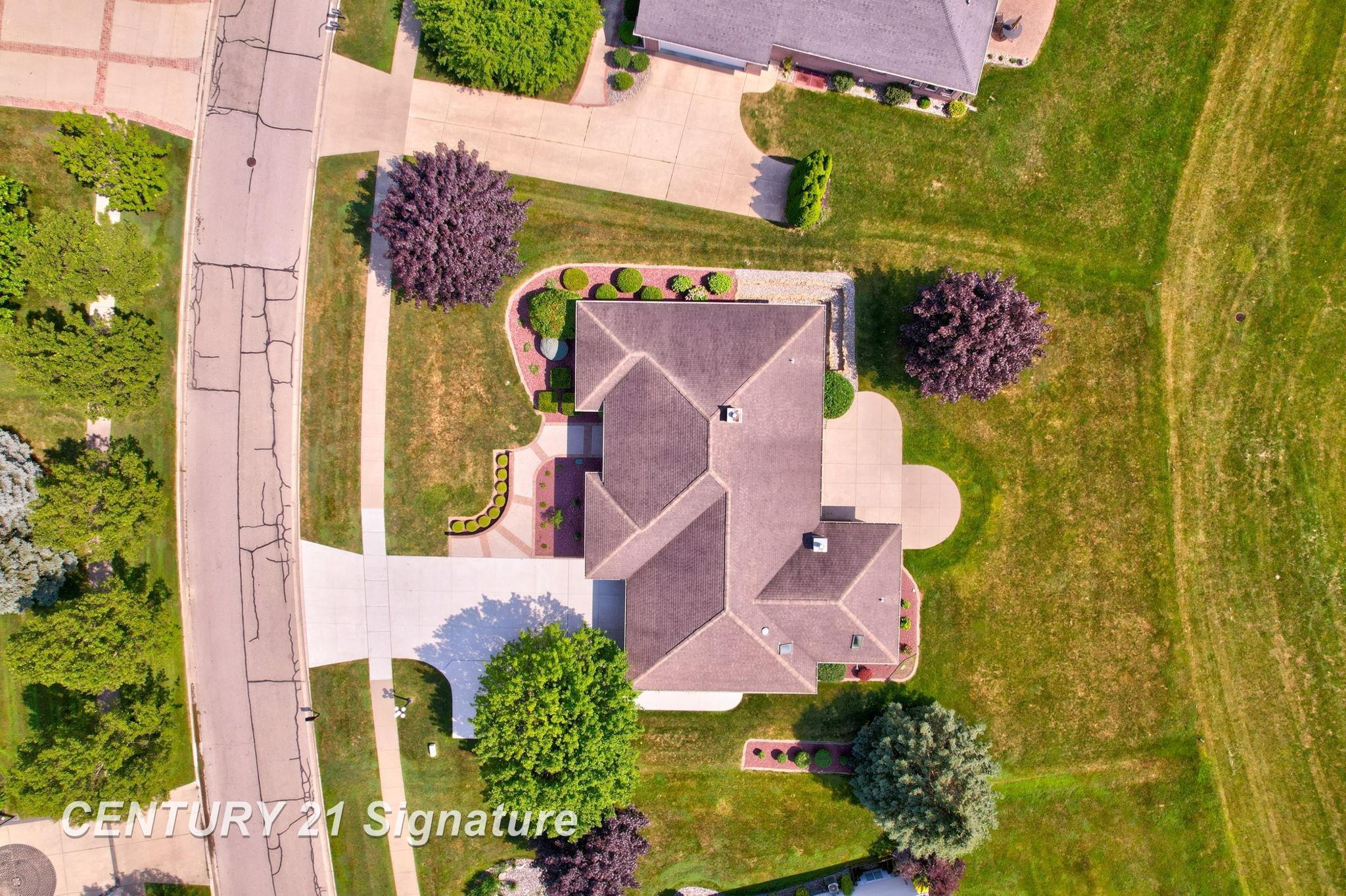 Saginaw, Michigan, 48603, United States, 4 Bedrooms Bedrooms, ,4 BathroomsBathrooms,Residential,For Sale,1979147