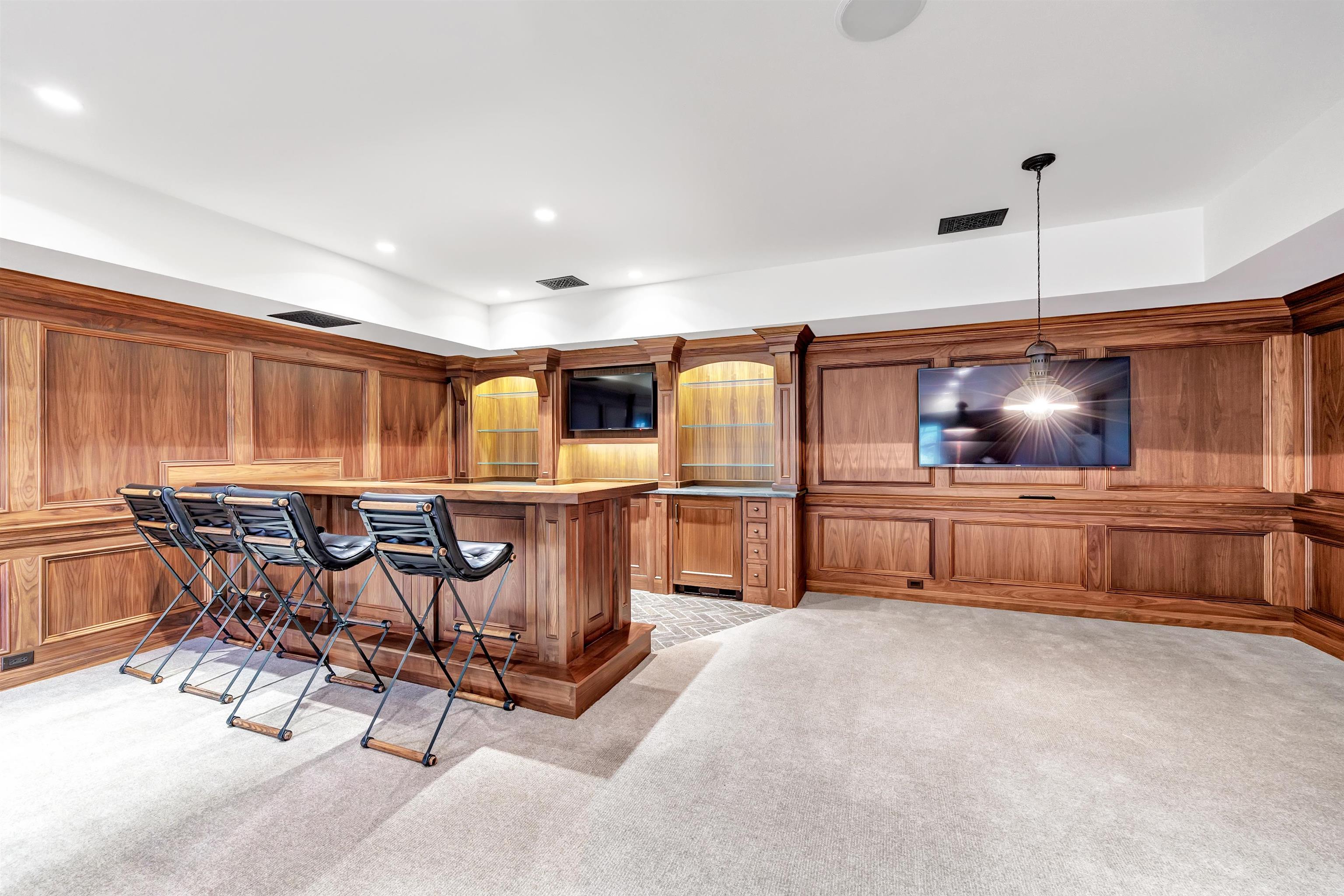 HOBART, Wisconsin, 54155, United States, 4 Bedrooms Bedrooms, ,7 BathroomsBathrooms,Residential,For Sale,1991559