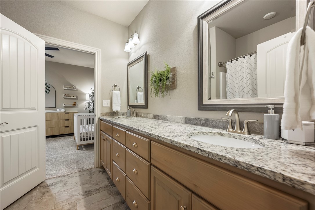 Cave Springs, Arkansas, 72718, United States, 4 Bedrooms Bedrooms, ,3 BathroomsBathrooms,Residential,For Sale,1954993