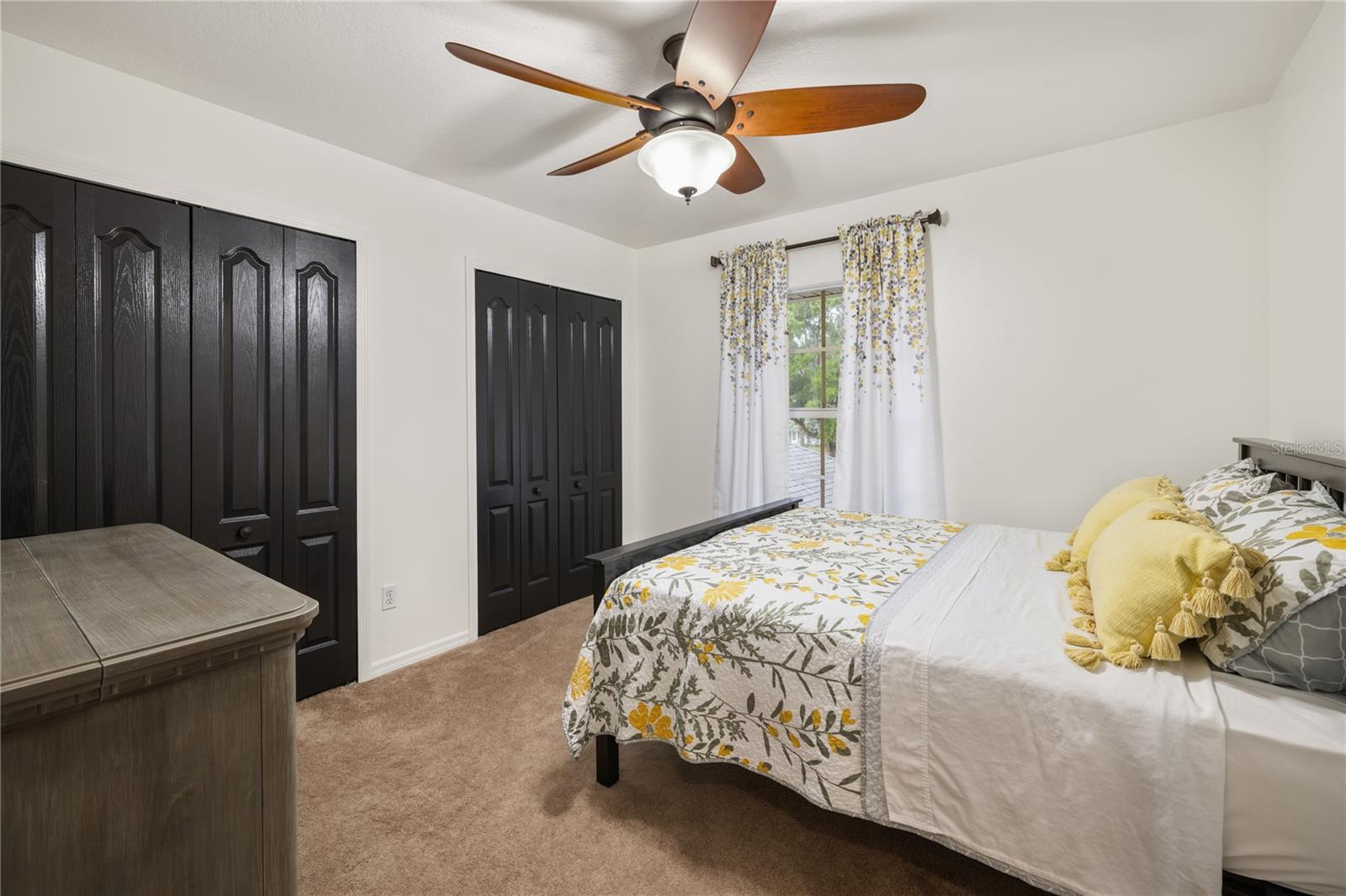 Deland, Florida, 32720, United States, 5 Bedrooms Bedrooms, ,3 BathroomsBathrooms,Residential,For Sale,2048830