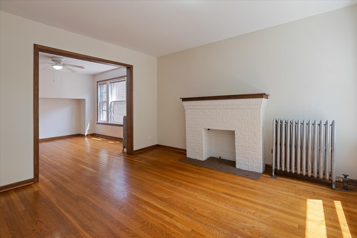 Evanston, Illinois, 60202, United States, 4 Bedrooms Bedrooms, ,Residential,For Sale,1923583