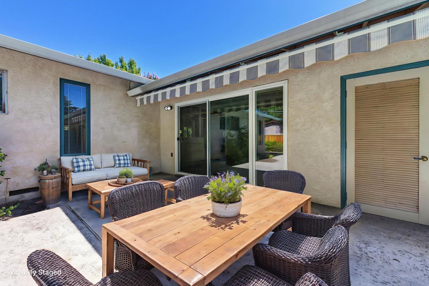 Roseville, California, 95678, United States, 3 Bedrooms Bedrooms, ,2 BathroomsBathrooms,Residential,For Sale,1940546