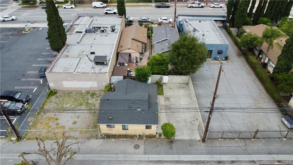 Azusa, California, 91702, United States, 6 Bedrooms Bedrooms, ,Residential,For Sale,2048732