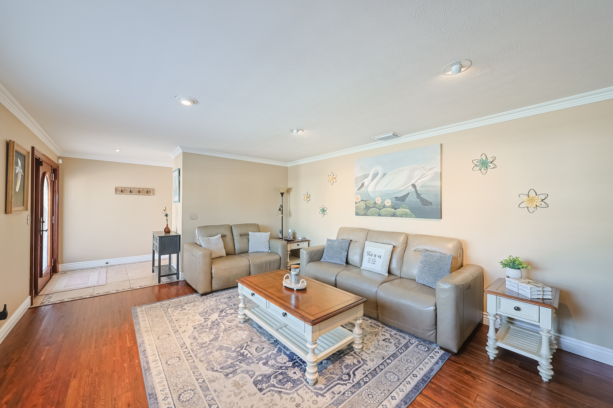 Apollo Beach, Florida, 33572, United States, 4 Bedrooms Bedrooms, ,2 BathroomsBathrooms,Residential,For Sale,1992760