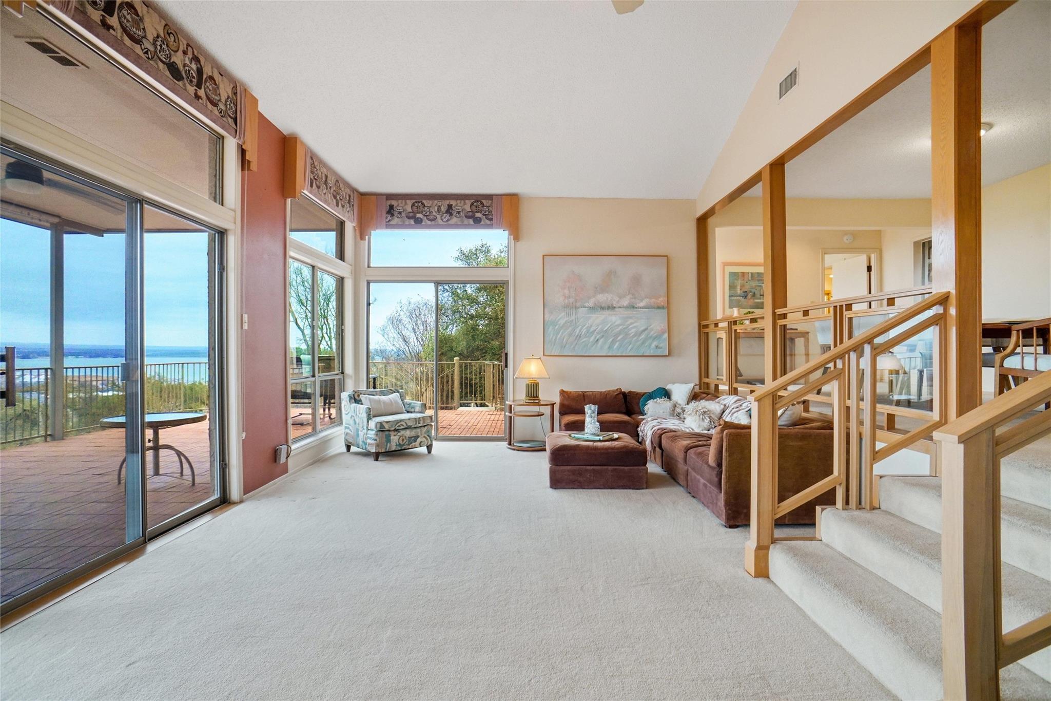 Horseshoe Bay, Texas, 78657, United States, 4 Bedrooms Bedrooms, ,4 BathroomsBathrooms,Residential,For Sale,1975051