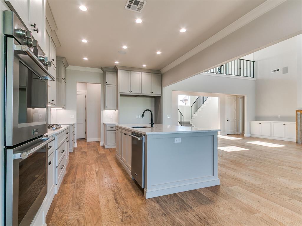 Edmond, Oklahoma, 73025, United States, 4 Bedrooms Bedrooms, ,4 BathroomsBathrooms,Residential,For Sale,1981952