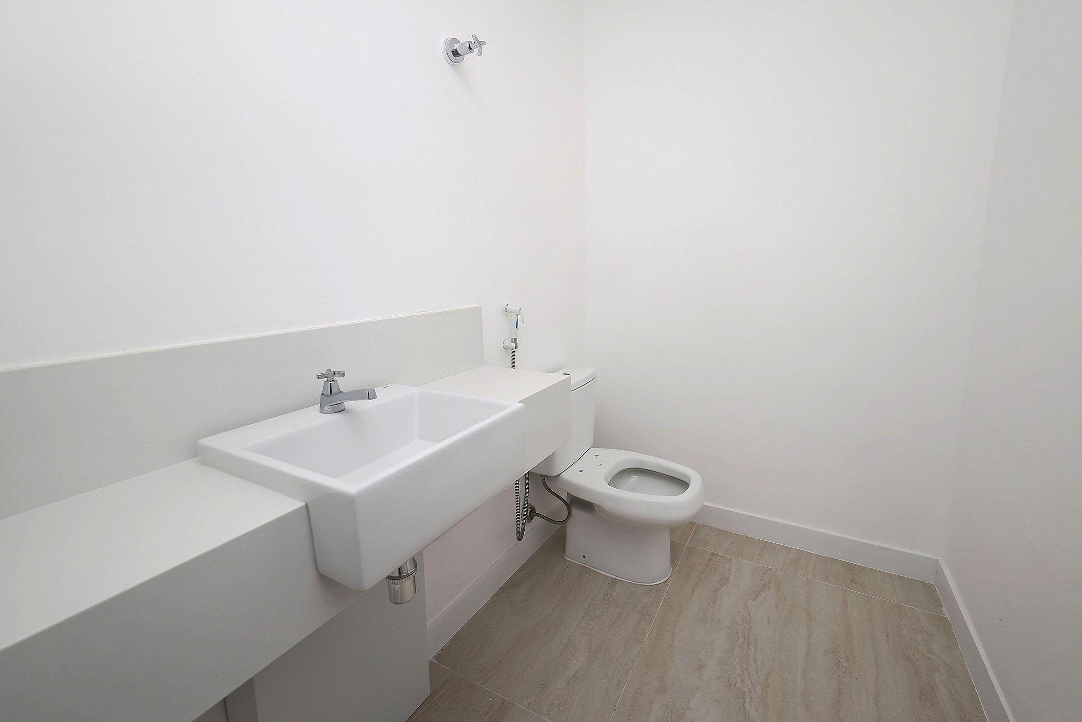  Oceanfront linear penthouse with private leisure amenities - 物件實景