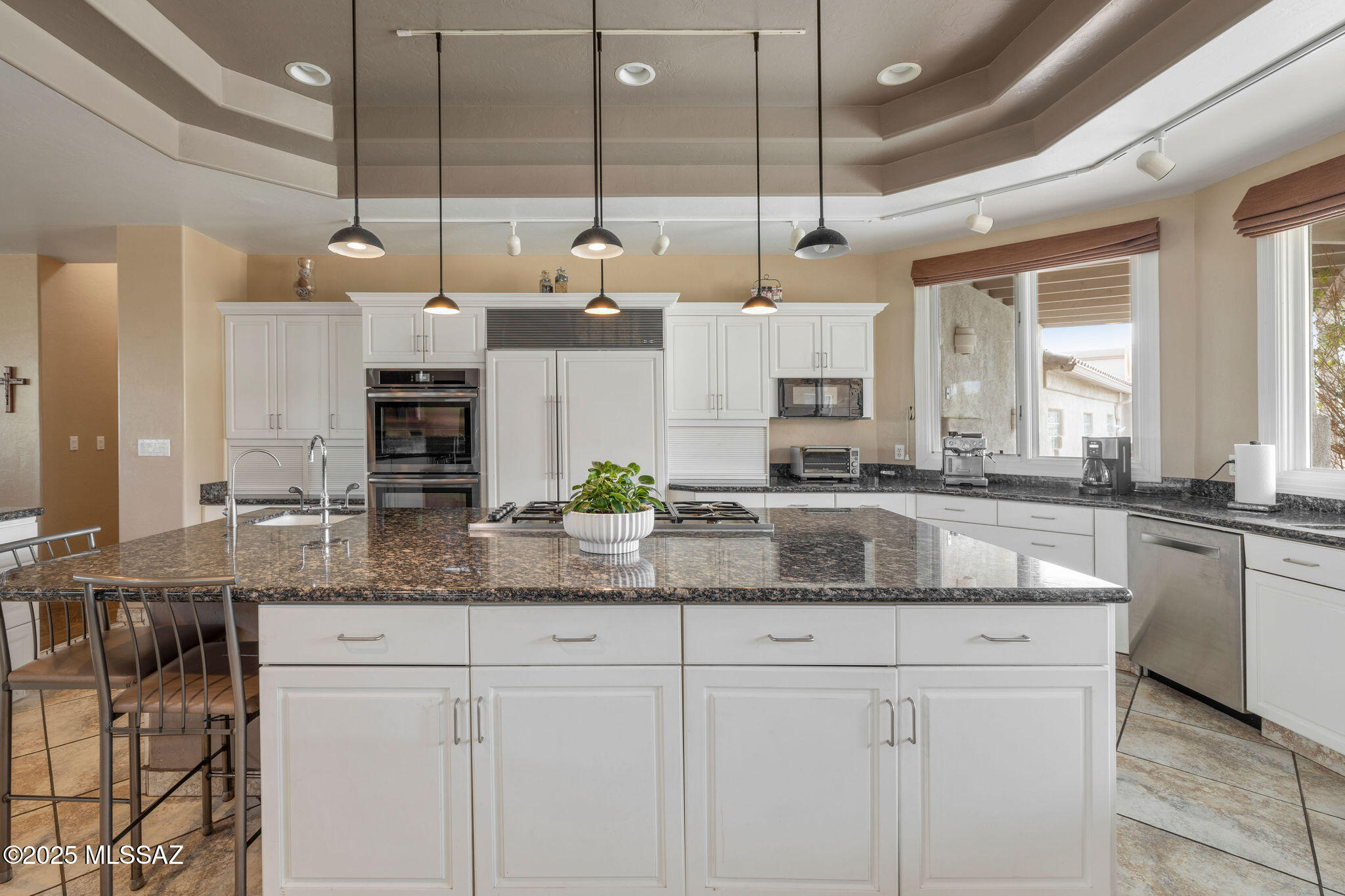 Tucson, Arizona, 85742, United States, 6 Bedrooms Bedrooms, ,6 BathroomsBathrooms,Residential,For Sale,1828344