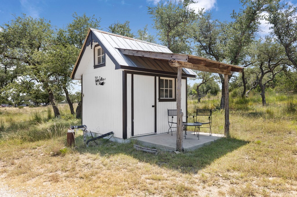 Fredericksburg, Texas, 78624, United States, 3 Bedrooms Bedrooms, ,3 BathroomsBathrooms,Residential,For Sale,1943350
