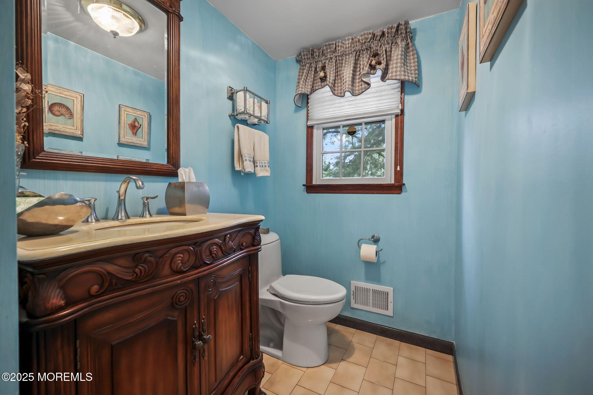 Marlboro, New Jersey, 07746, United States, 5 Bedrooms Bedrooms, ,3 BathroomsBathrooms,Residential,For Sale,1924539