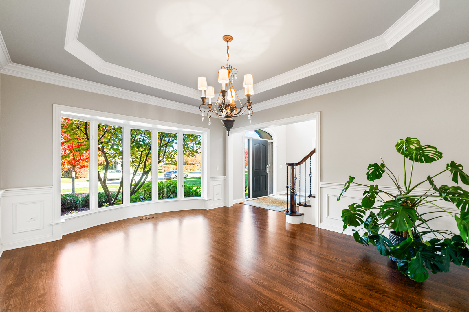 St. Charles, Illinois, 60175, United States, 5 Bedrooms Bedrooms, ,5 BathroomsBathrooms,Residential,For Sale,1989191