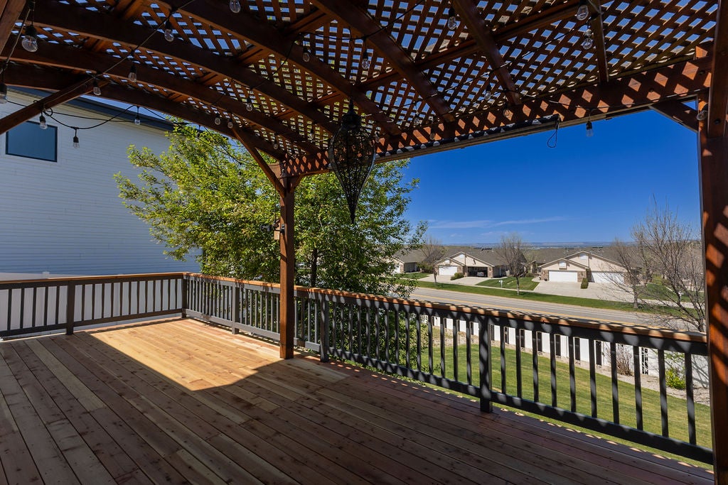 Billings, Montana, 59101, United States, 6 Bedrooms Bedrooms, ,4 BathroomsBathrooms,Residential,For Sale,2049164