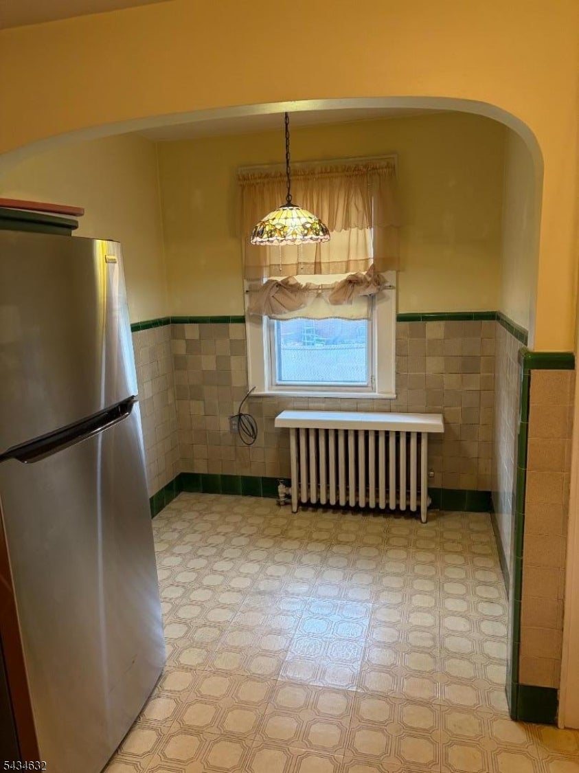 Bloomfield Twp., New Jersey, 07003, United States, 3 Bedrooms Bedrooms, ,1 BathroomBathrooms,Residential,For Sale,2048064