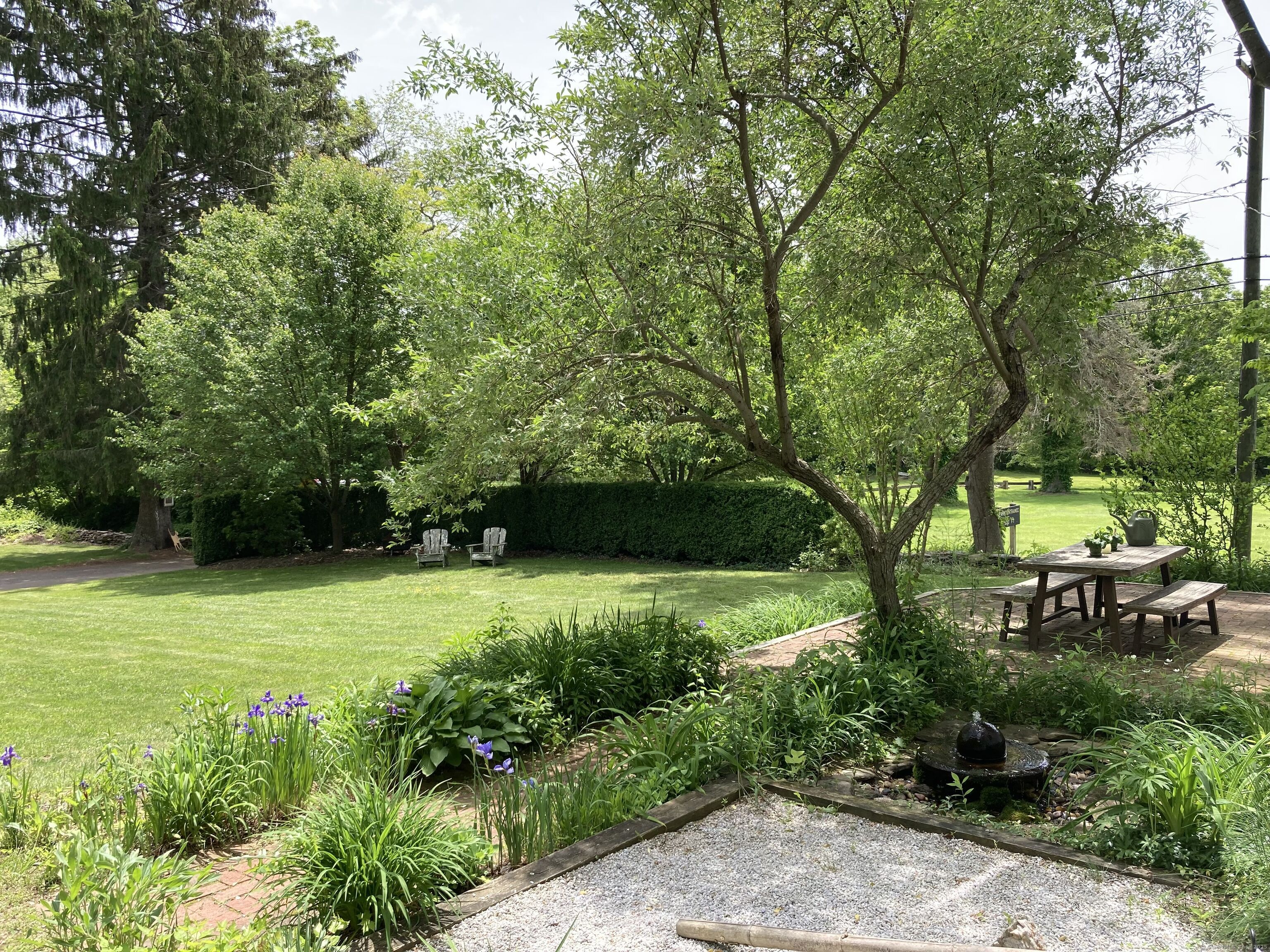 East Haddam, Connecticut, 06423, United States, 3 Bedrooms Bedrooms, ,2 BathroomsBathrooms,Residential,For Sale,1840109