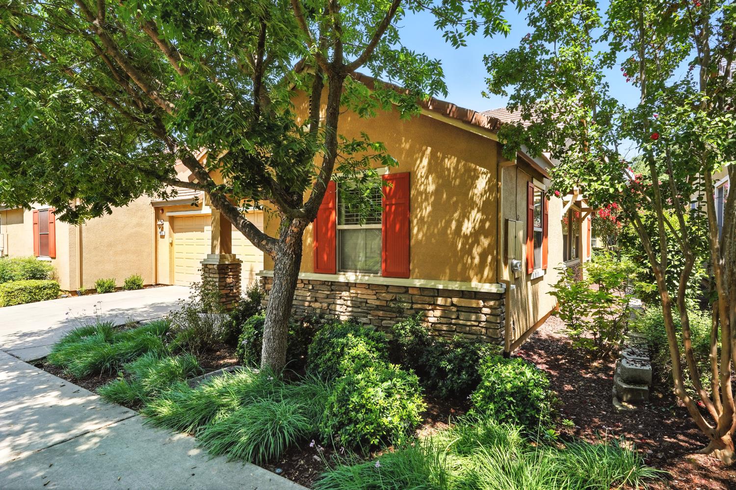 Roseville, California, 95747, United States, 2 Bedrooms Bedrooms, ,2 BathroomsBathrooms,Residential,For Sale,1918071