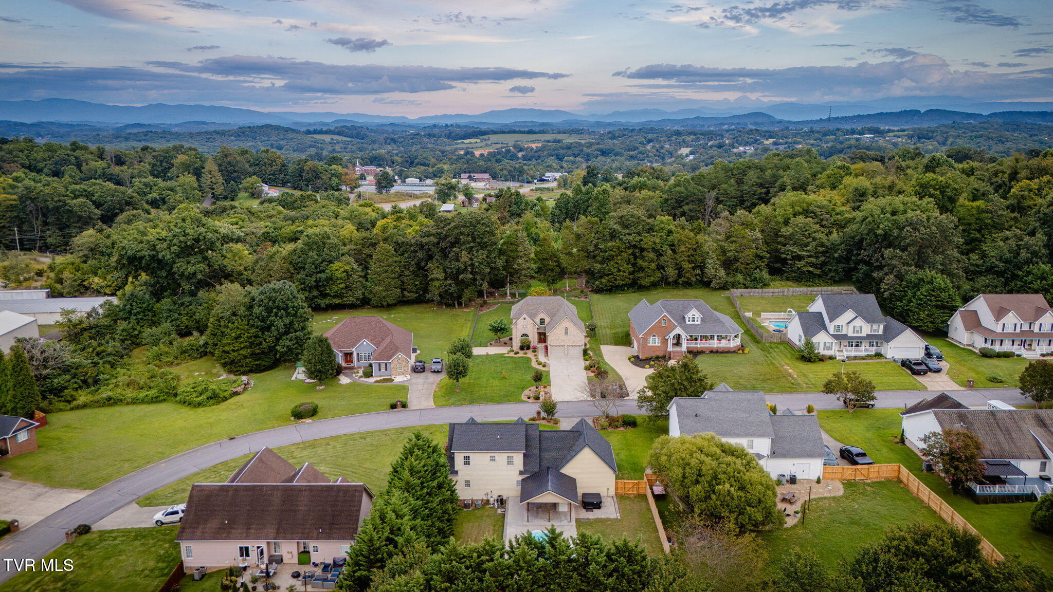 Gray, Tennessee, 37615, United States, 3 Bedrooms Bedrooms, ,4 BathroomsBathrooms,Residential,For Sale,1978151