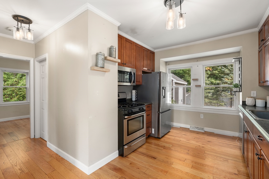 Hudson, Massachusetts, 01749, United States, 3 Bedrooms Bedrooms, ,2 BathroomsBathrooms,Residential,For Sale,1947997
