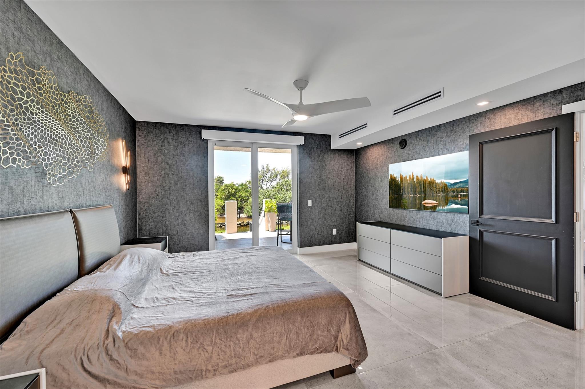 Pompano Beach, Florida, 33062, United States, 2 Bedrooms Bedrooms, ,2 BathroomsBathrooms,Residential,For Sale,1938400