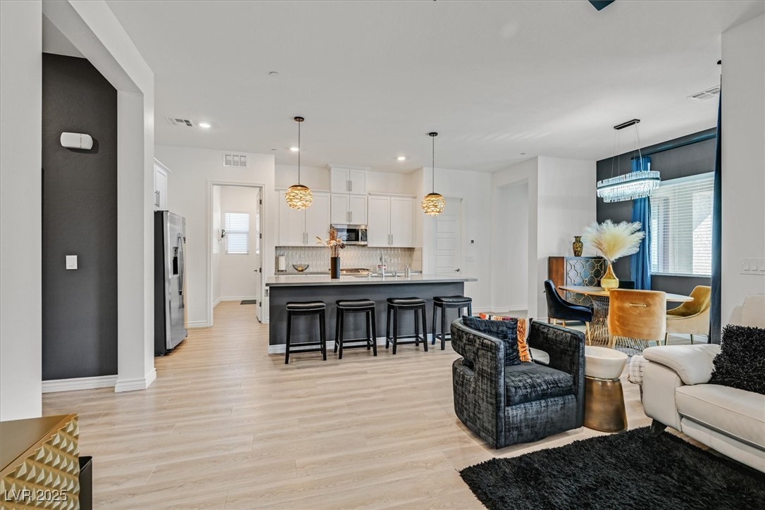 Henderson, Nevada, 89011, United States, 3 Bedrooms Bedrooms, ,2 BathroomsBathrooms,Residential,For Sale,1972737