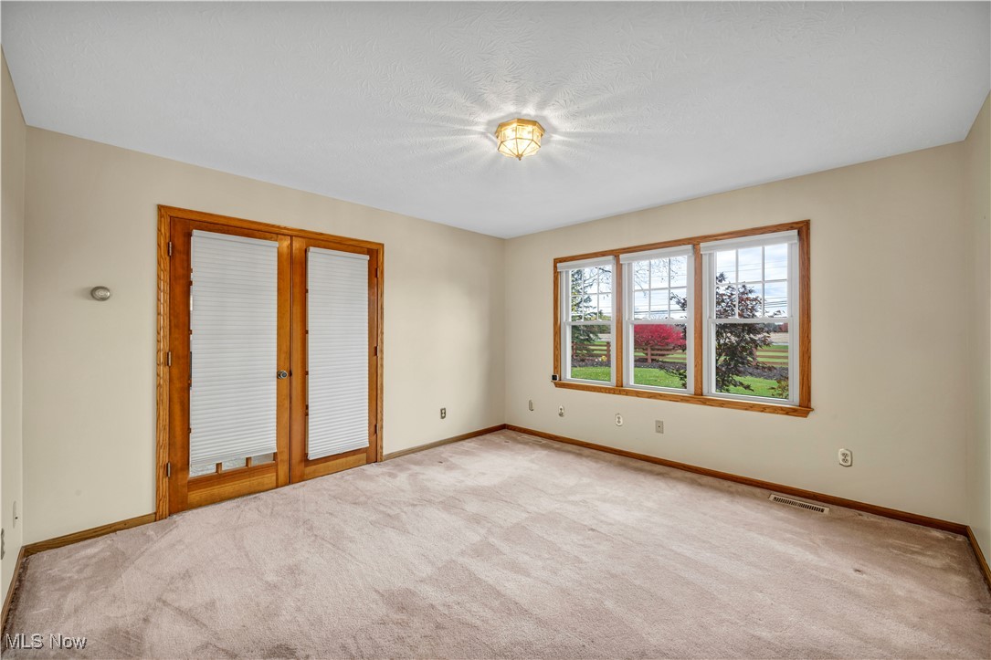 Lagrange, Ohio, 44050, United States, 3 Bedrooms Bedrooms, ,3 BathroomsBathrooms,Residential,For Sale,1988206