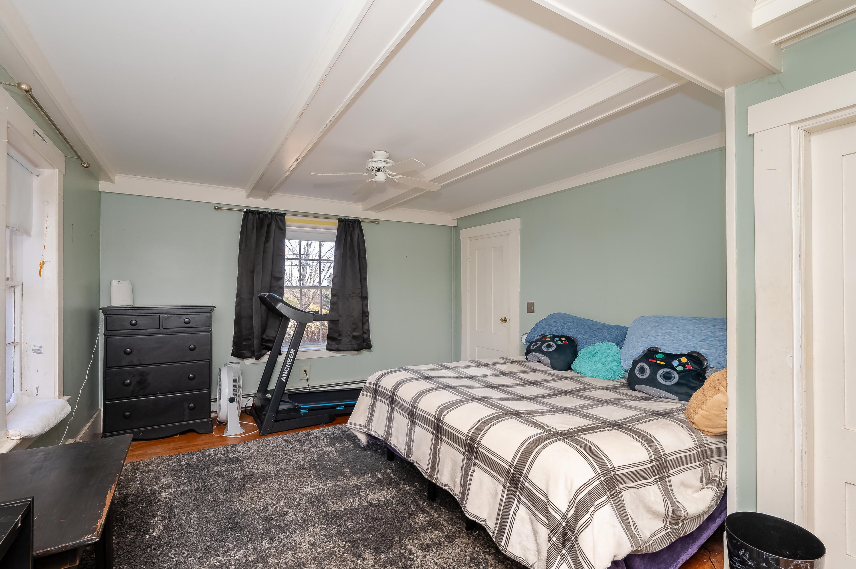 North Berwick, Maine, 03906, United States, 4 Bedrooms Bedrooms, ,2 BathroomsBathrooms,Residential,For Sale,1921414