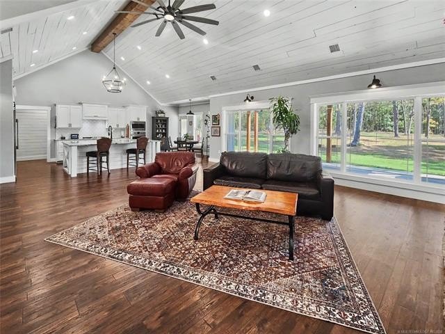 Tahlequah, Oklahoma, 74464, United States, 4 Bedrooms Bedrooms, ,4 BathroomsBathrooms,Residential,For Sale,2040103