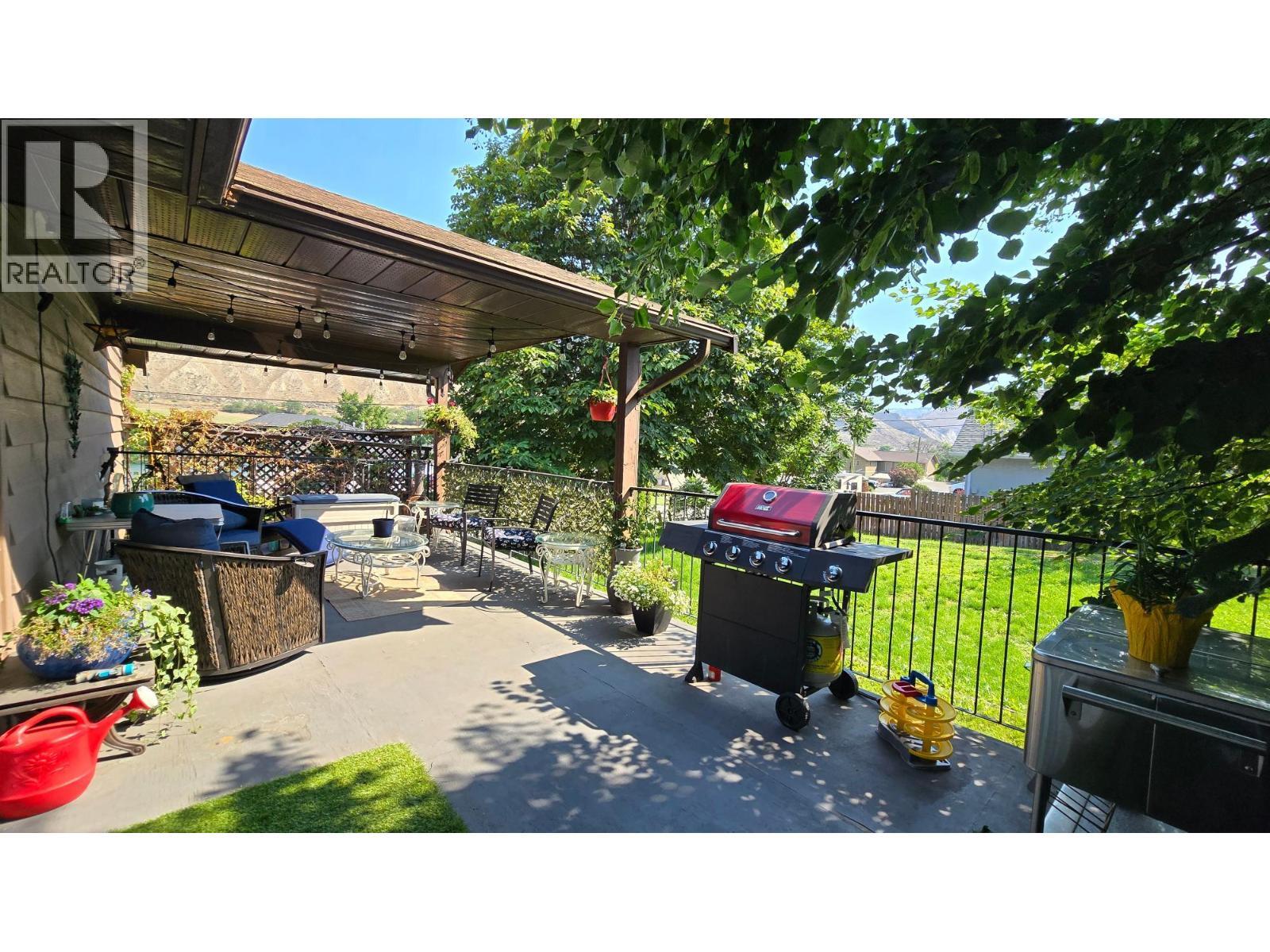 KAMLOOPS, British Columbia, V2C 4Y6, CA, 3 Bedrooms Bedrooms, ,2 BathroomsBathrooms,Residential,For Sale,1950750