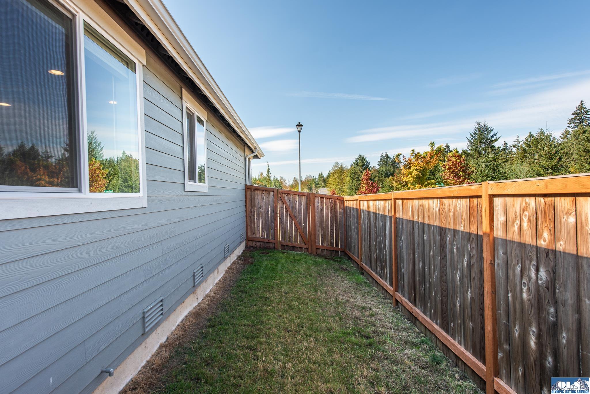 Port Angeles, Washington, 98362, United States, 3 Bedrooms Bedrooms, ,2 BathroomsBathrooms,Residential,For Sale,1964225