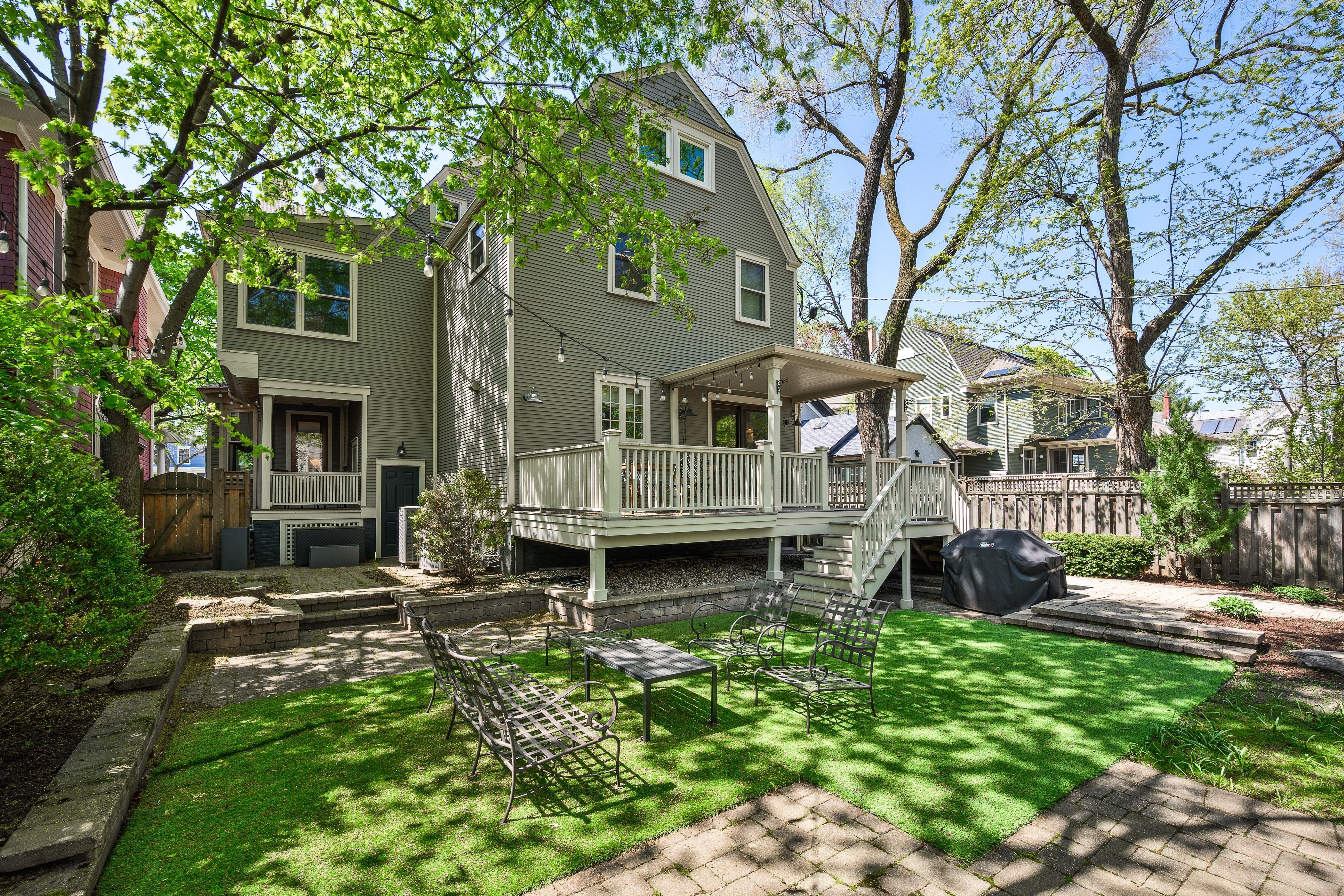  Professionally Designed and Upgraded to Modern Tastes - 物件實景