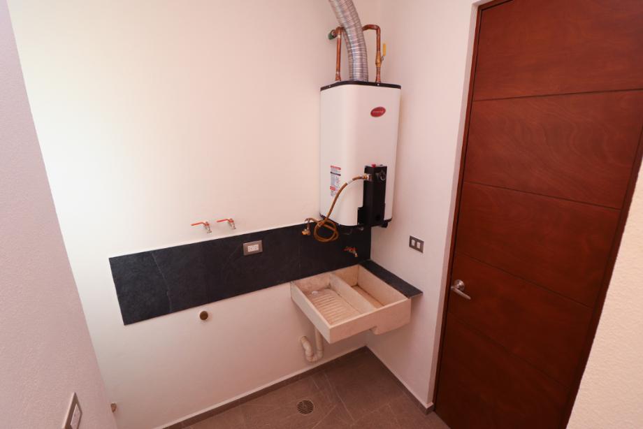 Bosque Monarca, Morelia, Michoacán de Ocampo, 58350, Mexico, 3 Bedrooms Bedrooms, ,2 BathroomsBathrooms,Residential,For Sale,Bosque Monarca,1440665