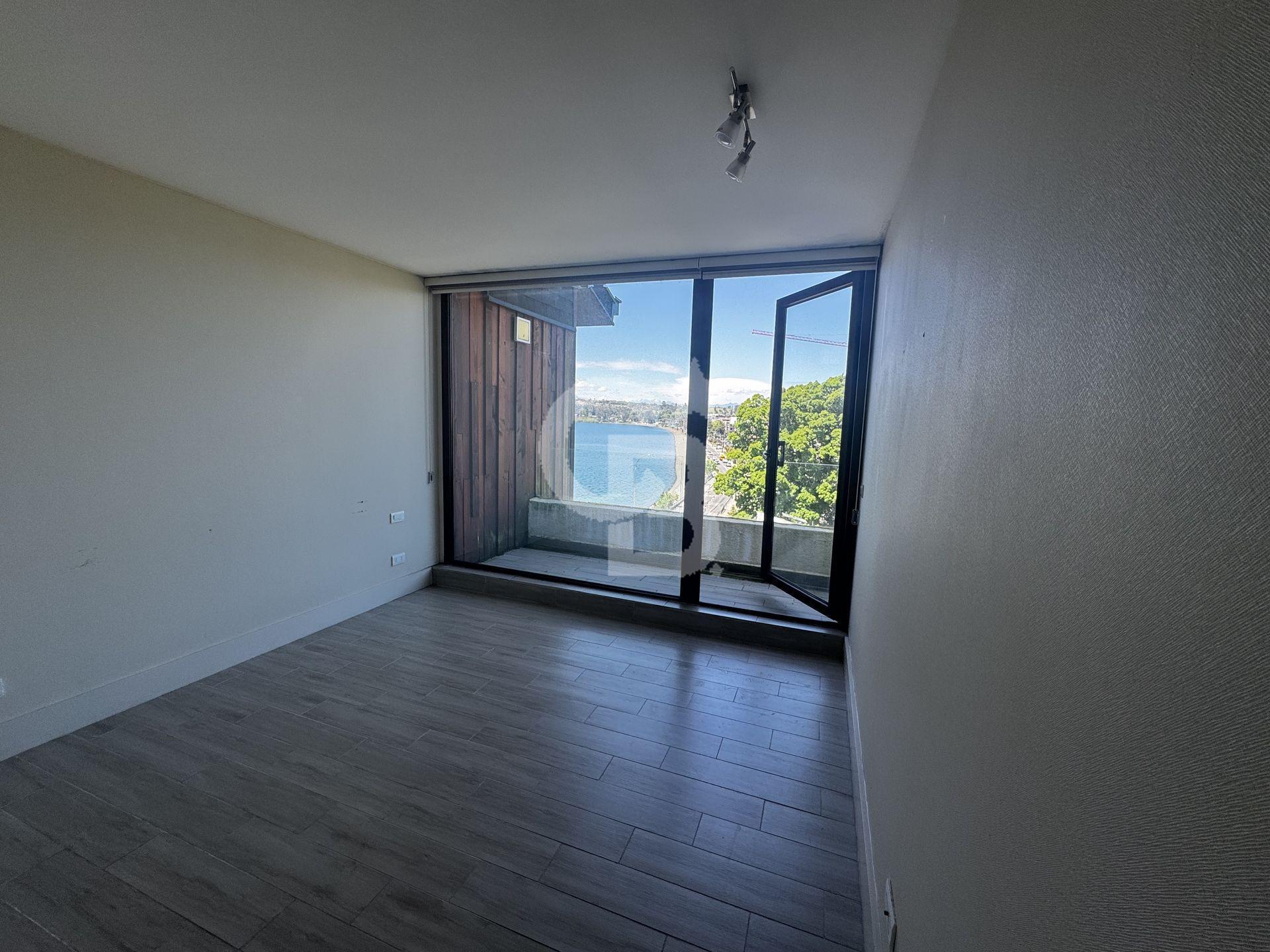 Puerto Varas, Chile, 2 Bedrooms Bedrooms, ,3 BathroomsBathrooms,Residential,For Sale,1984991