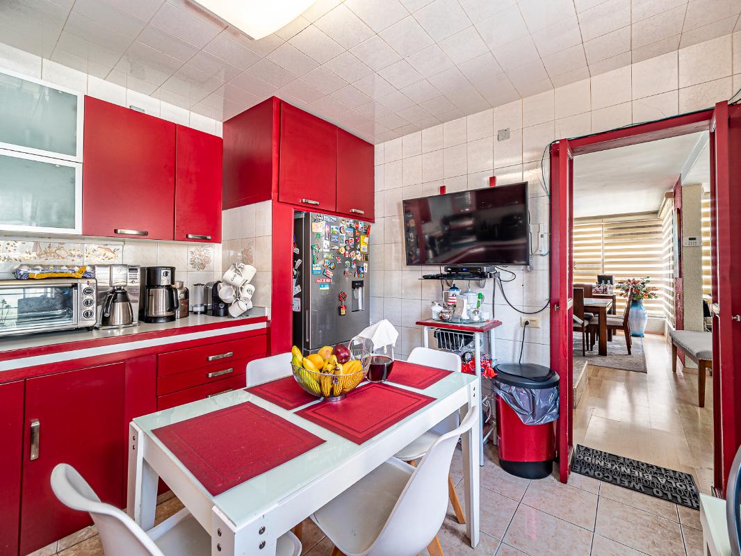 Viaducto Presidente Miguel Alem?n, Cuauhtémoc, Ciudad de México, 06760, Mexico, 4 Bedrooms Bedrooms, ,2 BathroomsBathrooms,Residential,For Sale,Viaducto Presidente Miguel Alem?n,1443303