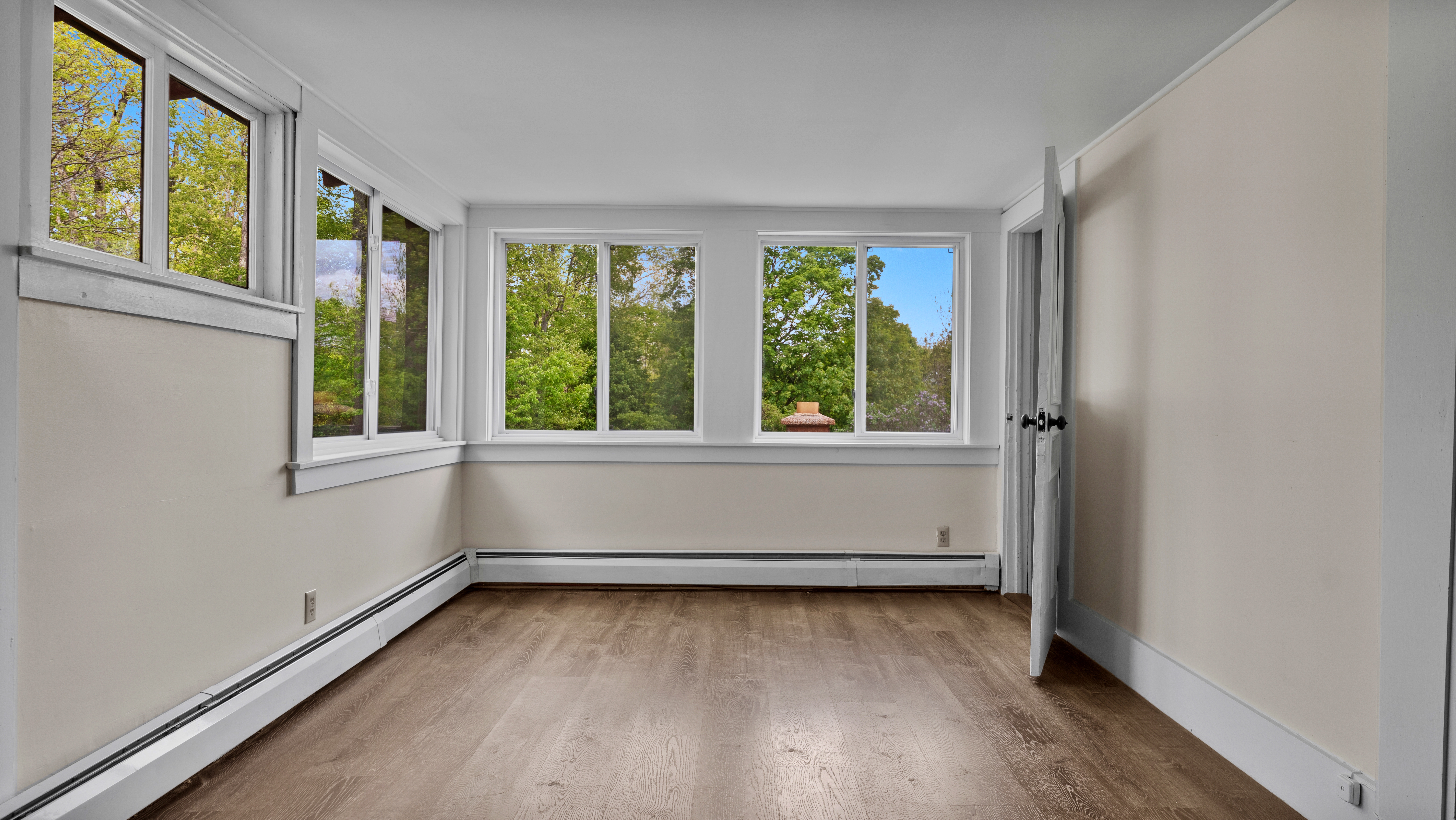  Just One Mile From the Heart of Lenox, Nearly 36 Acres Await Your Next Chapter - 物件實景