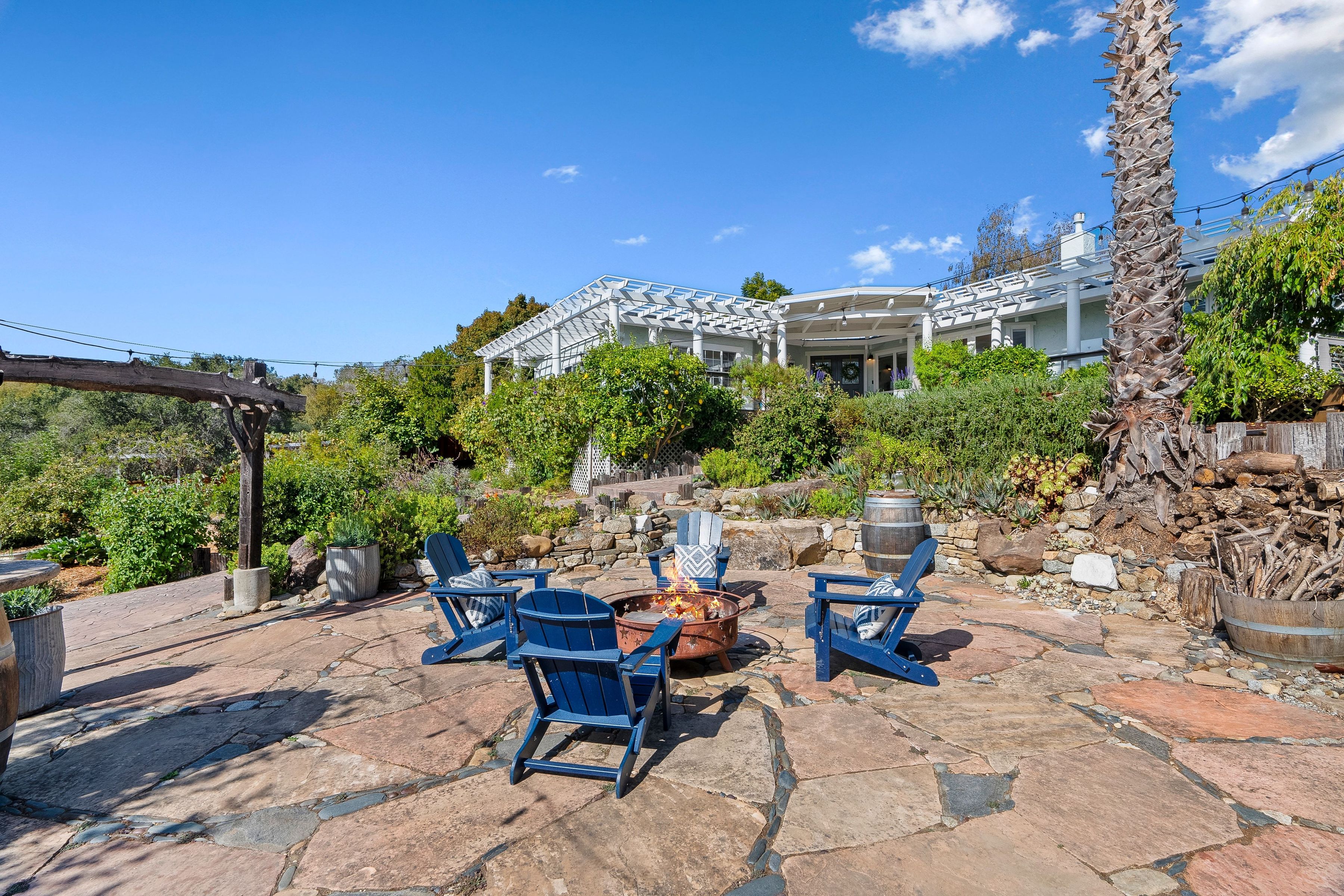  3999 Cherryvale Avenue, Soquel - 物件實景
