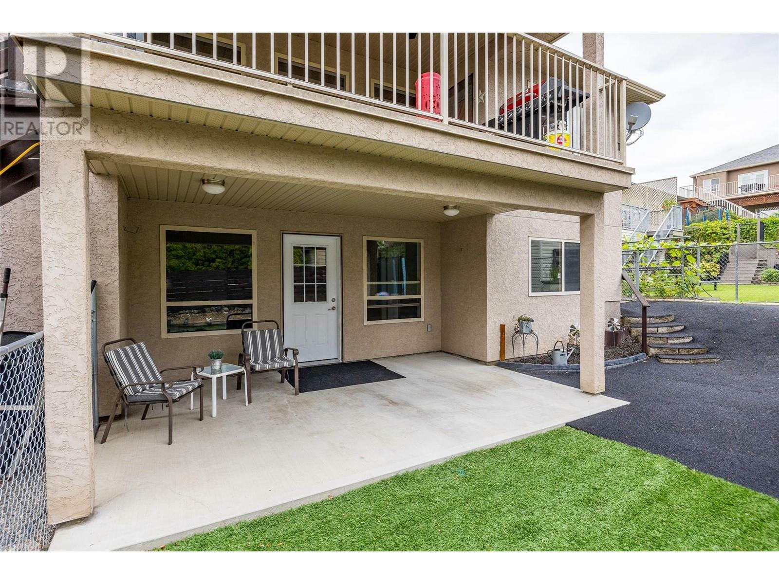 KELOWNA, British Columbia, V1P 1N8, CA, 6 Bedrooms Bedrooms, ,4 BathroomsBathrooms,Residential,For Sale,1837090