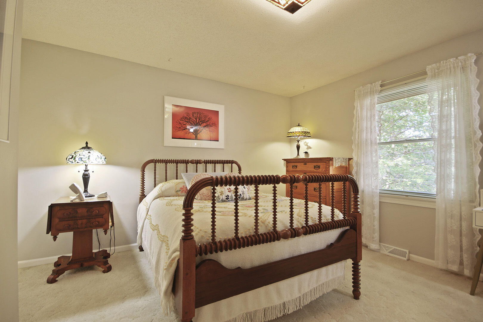 COLUMBIA, Missouri, 65203, United States, 5 Bedrooms Bedrooms, ,3 BathroomsBathrooms,Residential,For Sale,1975322