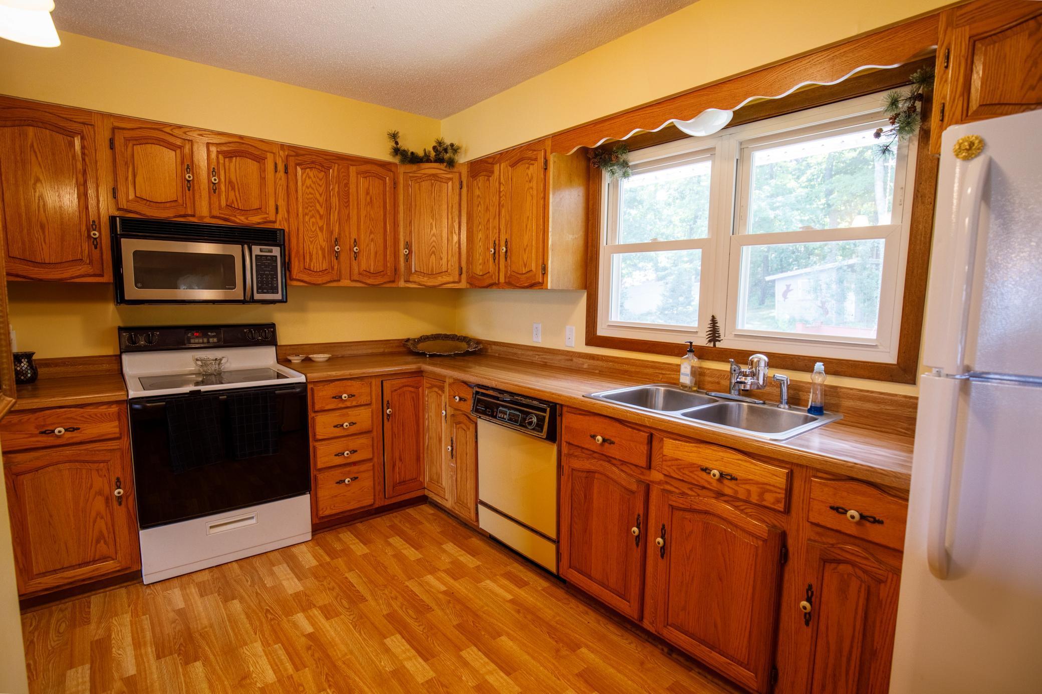 Hackensack, Minnesota, 56452, United States, 4 Bedrooms Bedrooms, ,1 BathroomBathrooms,Residential,For Sale,1918645