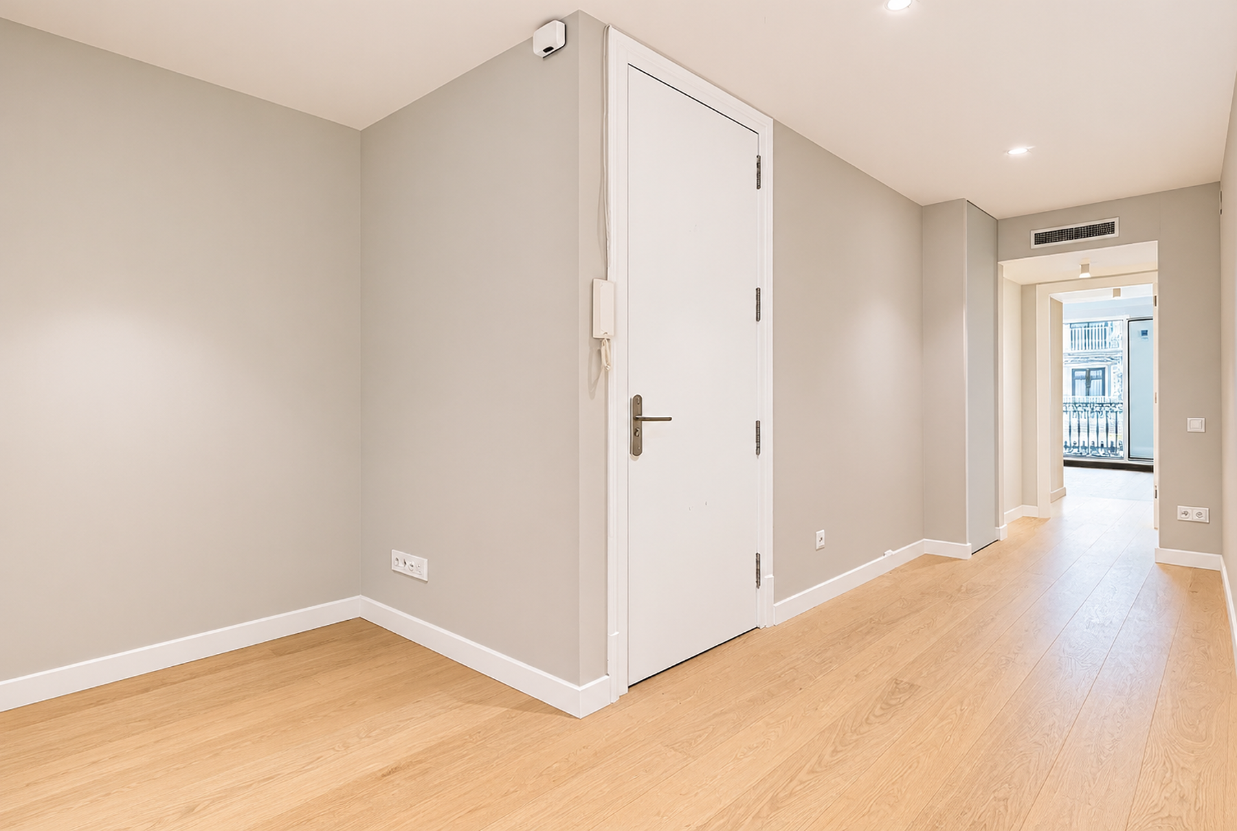  Wonderful refurbished flat with private terrace - 物件實景