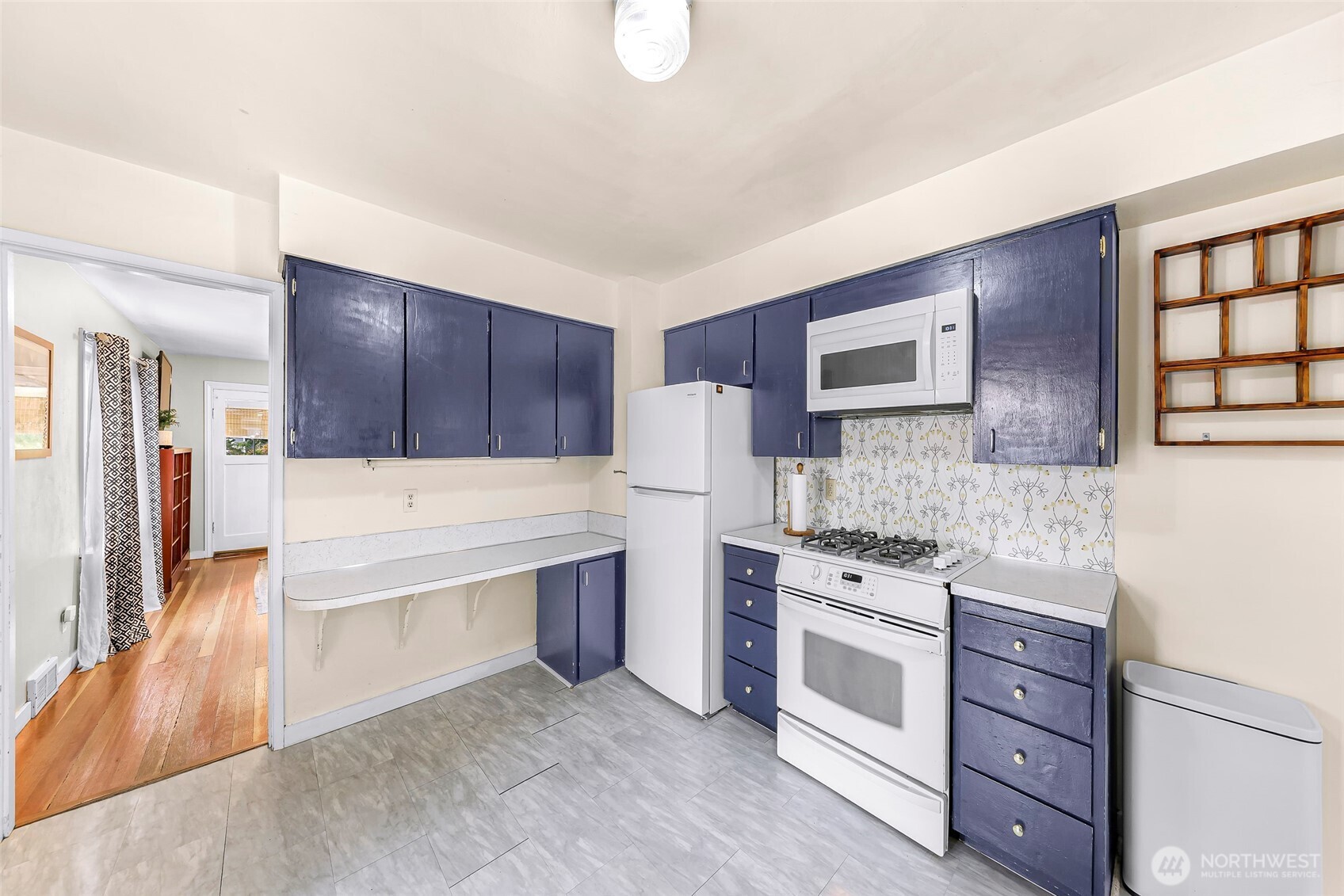 Blaine, Washington, 98230, United States, 4 Bedrooms Bedrooms, ,2 BathroomsBathrooms,Residential,For Sale,1939875