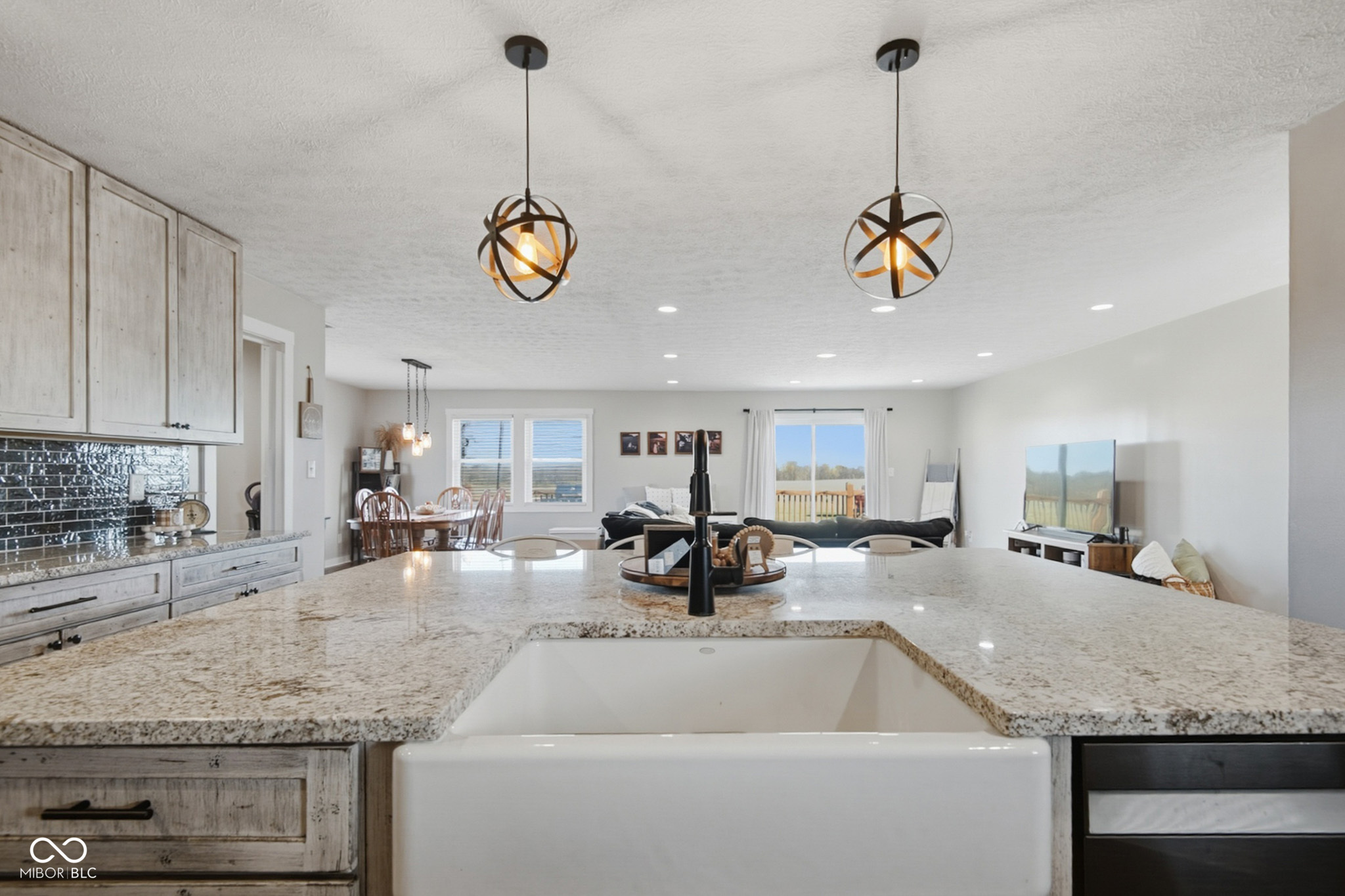 Edinburgh, Indiana, 46124, United States, 3 Bedrooms Bedrooms, ,2 BathroomsBathrooms,Residential,For Sale,1994228