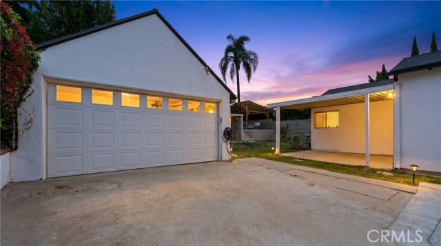 Los Angeles, California, 90043, United States, 3 Bedrooms Bedrooms, ,3 BathroomsBathrooms,Residential,For Sale,2049255
