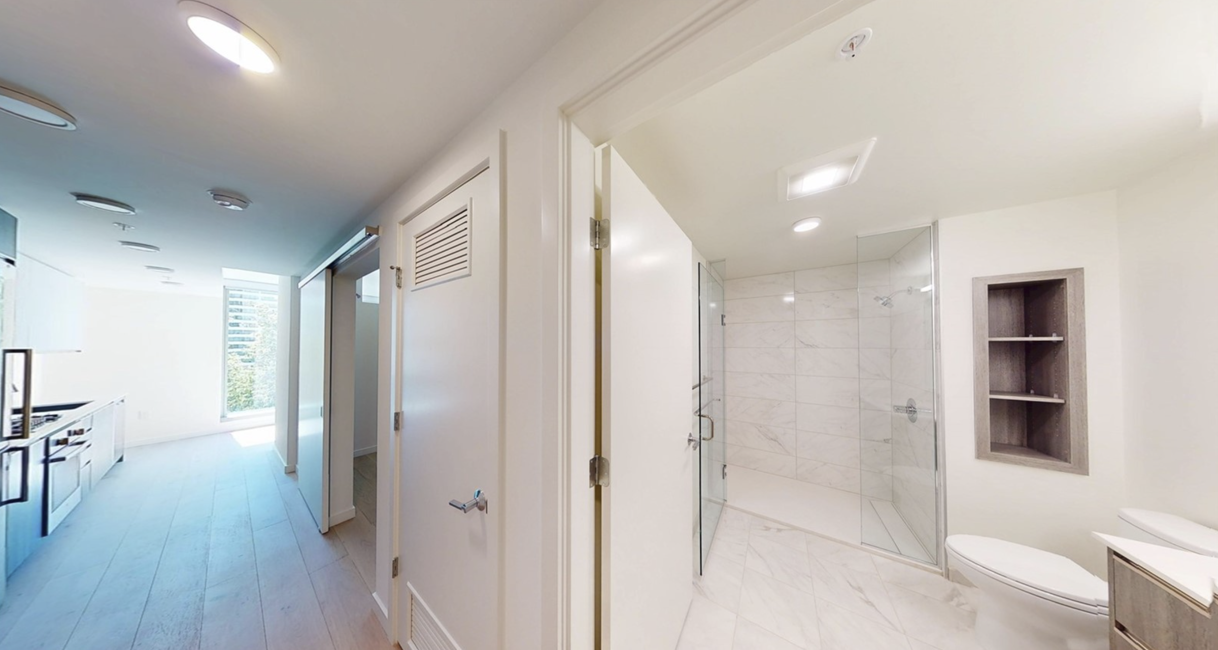  Luxurious High-Rise Living - 物件實景