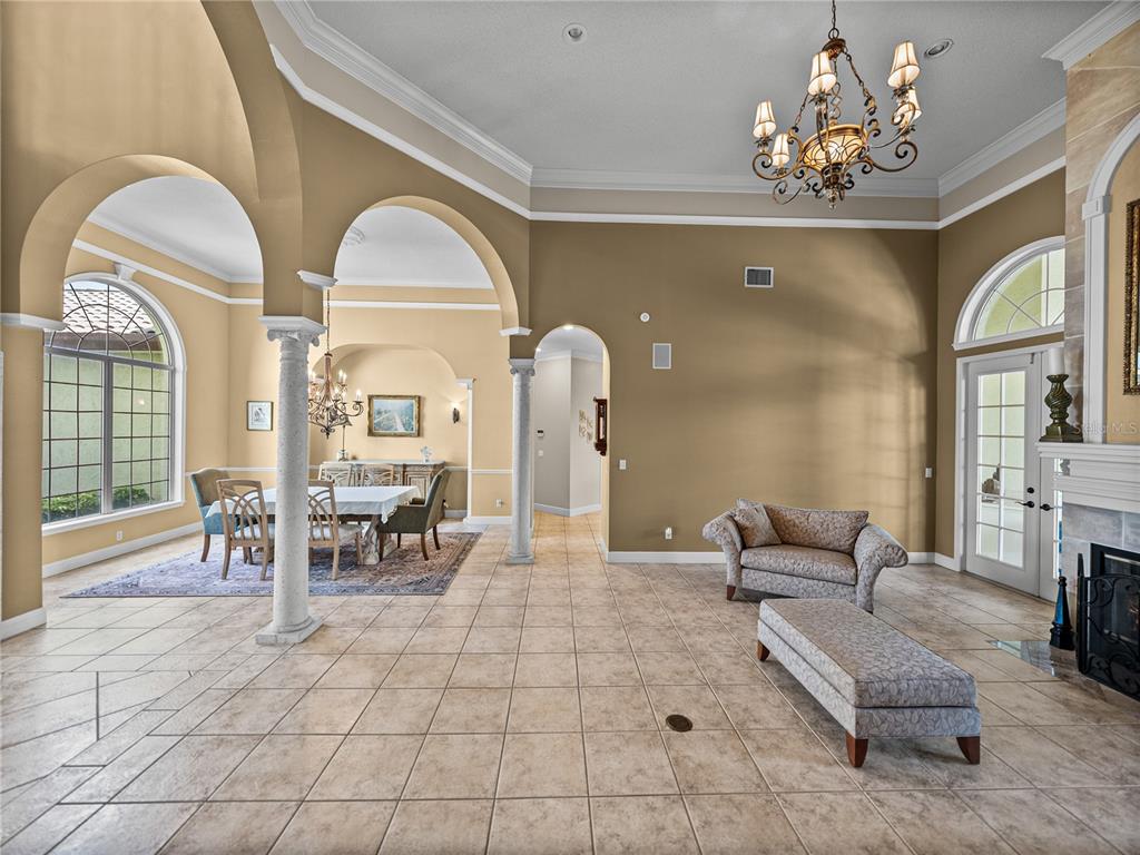 Winter Haven, Florida, 33884, United States, 4 Bedrooms Bedrooms, ,4 BathroomsBathrooms,Residential,For Sale,1934531