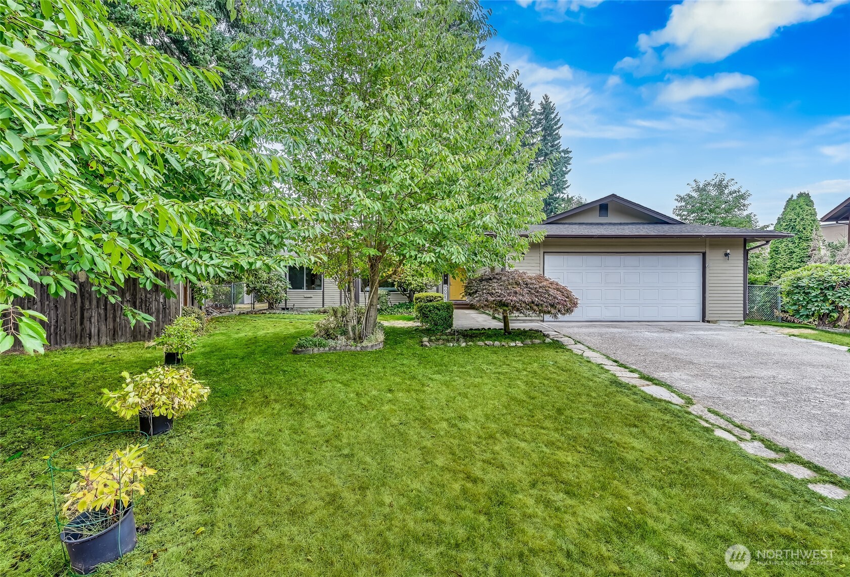 Puyallup, Washington, 98374, United States, 3 Bedrooms Bedrooms, ,1 BathroomBathrooms,Residential,For Sale,1917065