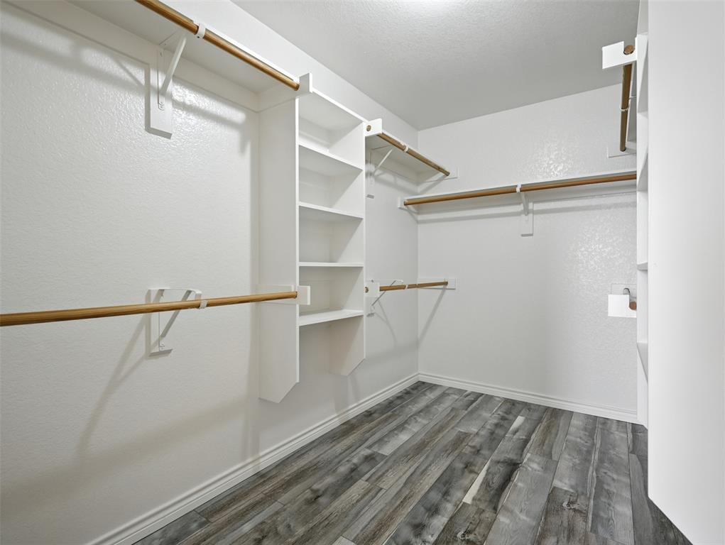 Rockwall, Texas, 75087, United States, 4 Bedrooms Bedrooms, ,3 BathroomsBathrooms,Residential,For Sale,1916935