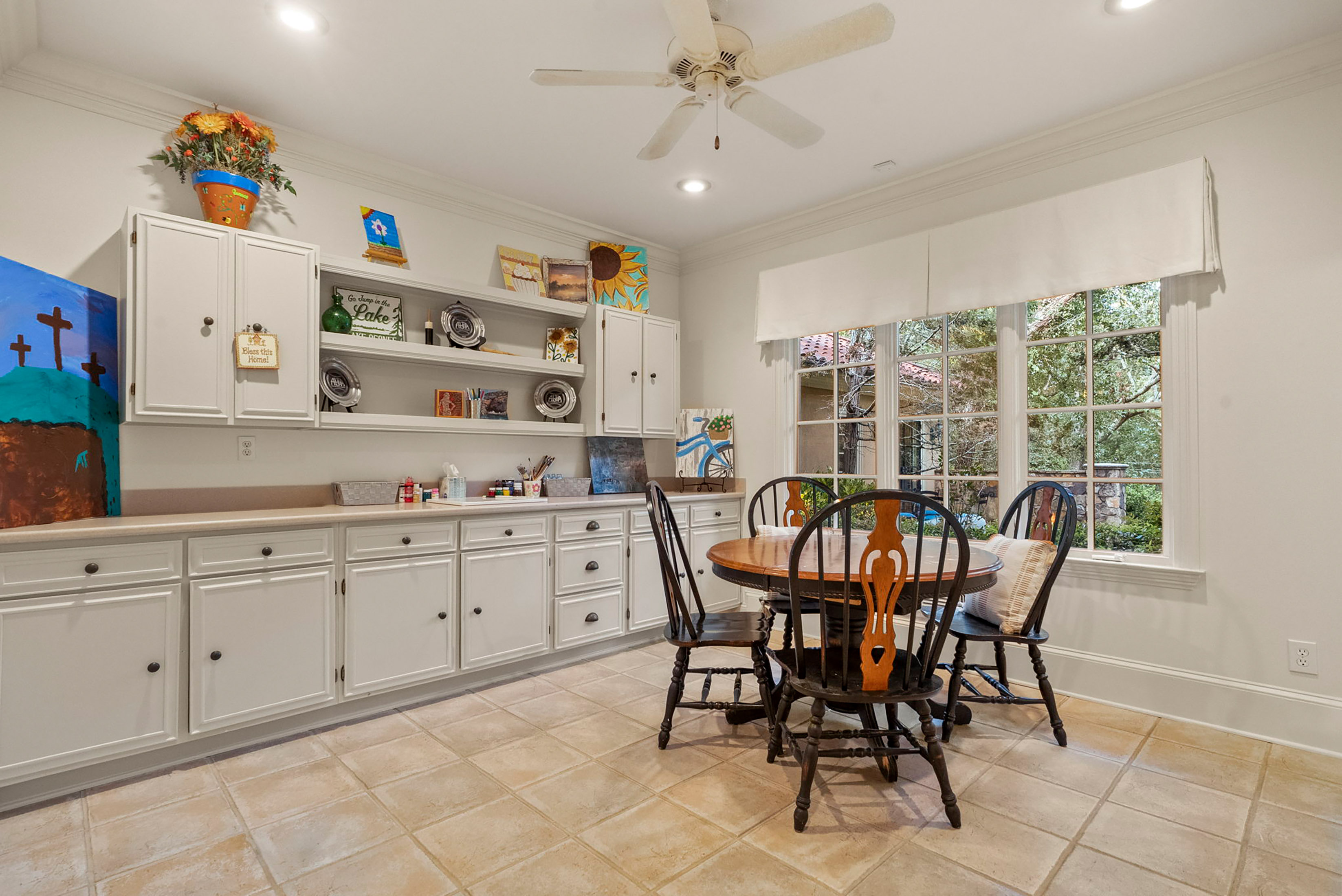  Remarkable Spanish-style Estate on 3.8+/- Private Acres - 物件實景
