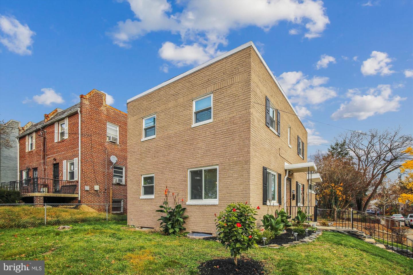 3300 18th Pl Se, WASHINGTON, District Of Columbia, 20020, United States, 5 Bedrooms Bedrooms, ,3 BathroomsBathrooms,Residential,For Sale,3300 18th Pl Se,1431167