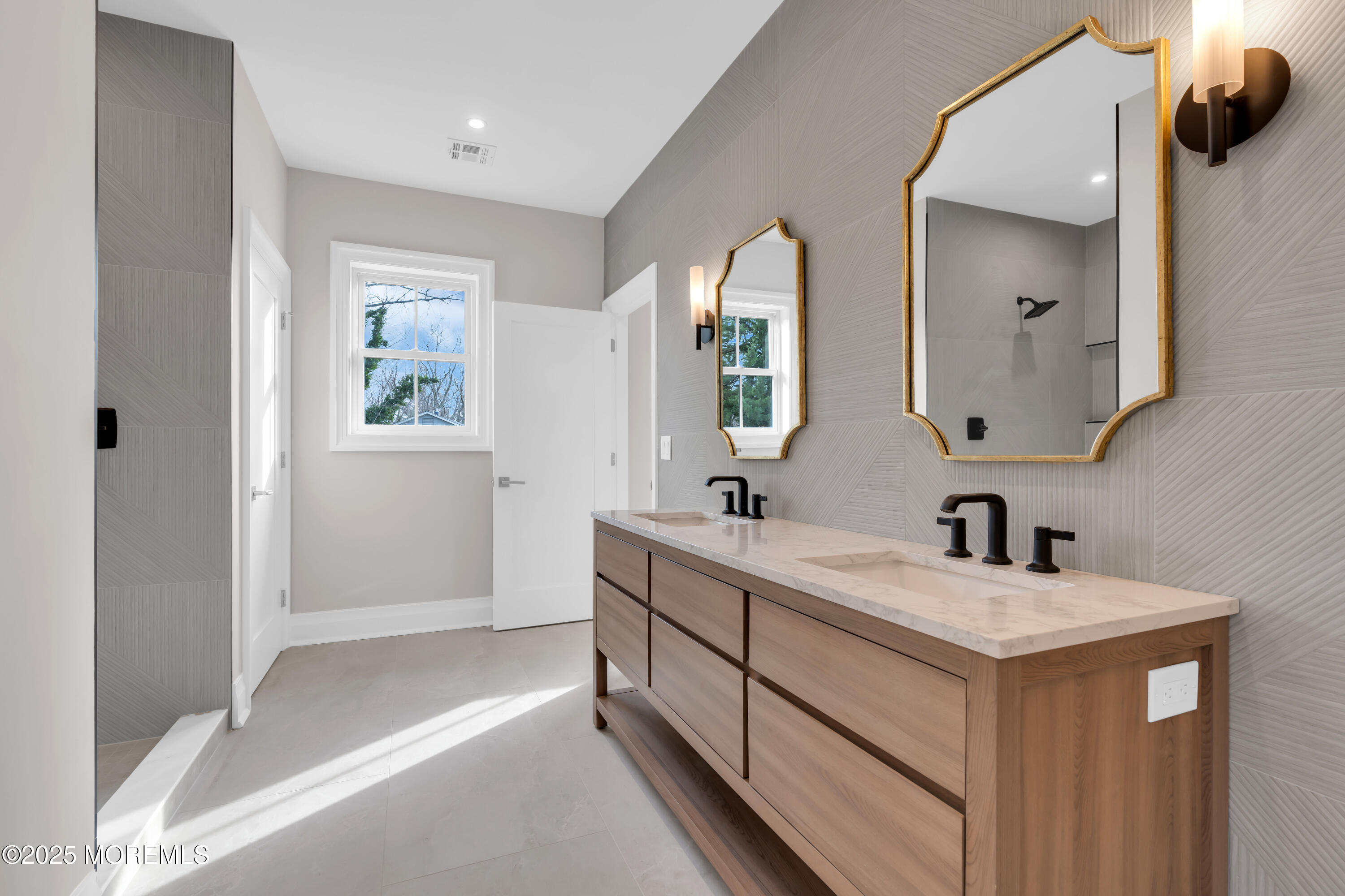 Little Silver, New Jersey, 07739, United States, 5 Bedrooms Bedrooms, ,5 BathroomsBathrooms,Residential,For Sale,2005340