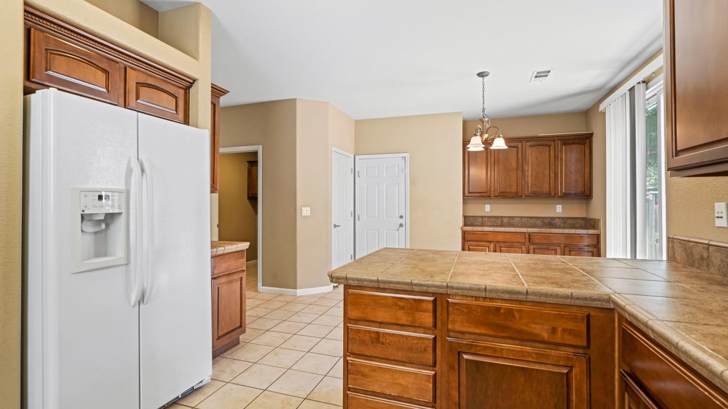Sacramento, California, 95835, United States, 3 Bedrooms Bedrooms, ,3 BathroomsBathrooms,Residential,For Sale,1898303