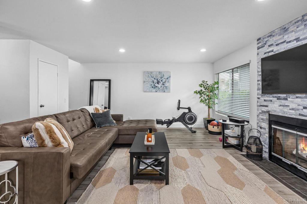 San Diego, California, 92113, United States, 3 Bedrooms Bedrooms, ,3 BathroomsBathrooms,Residential,For Sale,1847887